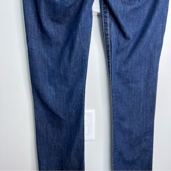 True Religion Straight Leg Dark Wash Jeans Size 26 - Picture 8 of 16